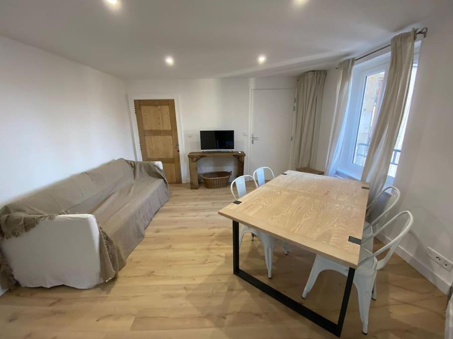 Le Charles Iii Apartment